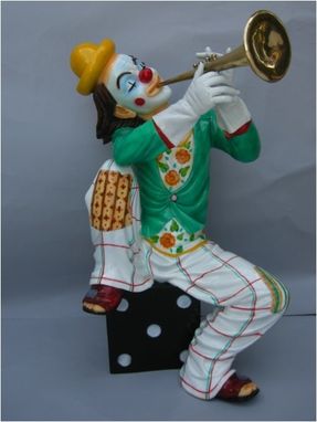 Custom Made Clown Playing A Trumpet Statue