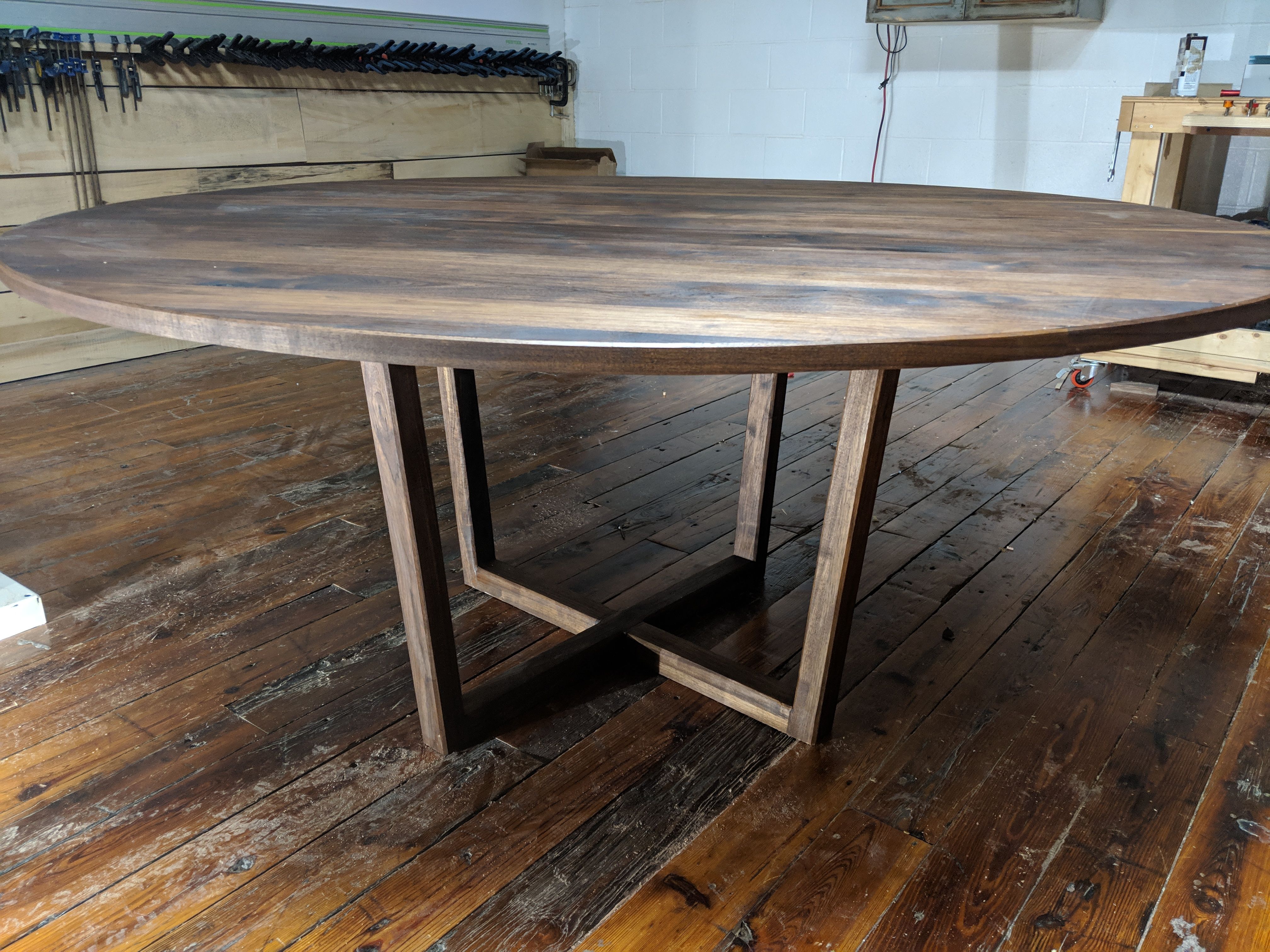 Mid century modern round dining deals table