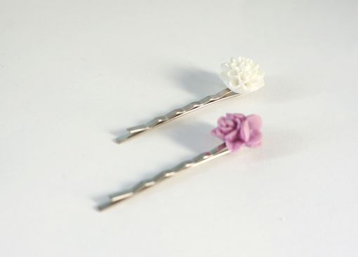 Custom Made Hairpins With Lavender And White Chrysanthemum Bouquet