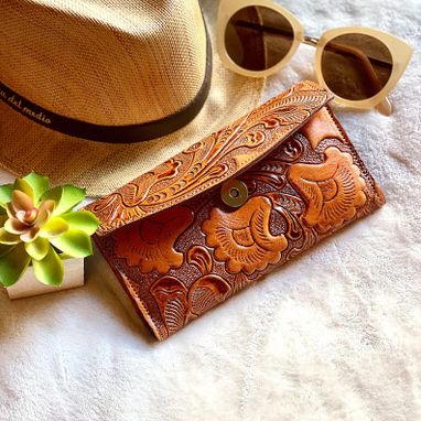 Custom Made Handmade Carved Leather Woman Wallet • Woman Leather Wallet • Gifts For Her