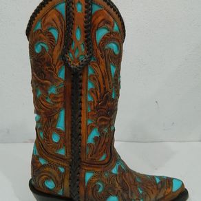 Custom Clothing, Shoes & Accessories | CustomMade.com