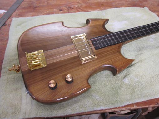 Custom Made Green Swamp Git-Fiddle
