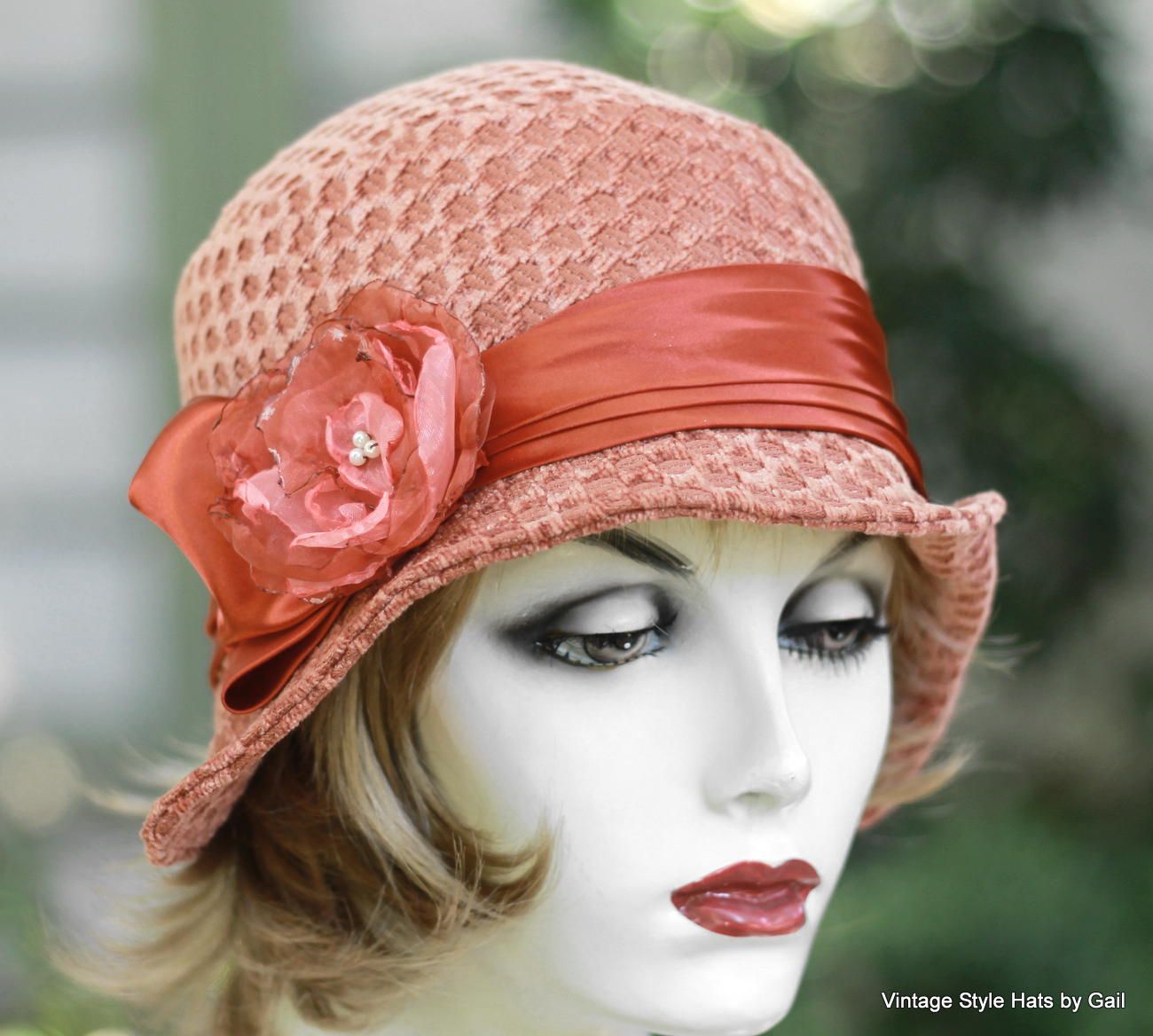 Hand Crafted Vintage 1920'S Cloche Hat Vintage Style In Perfectly Peach ...