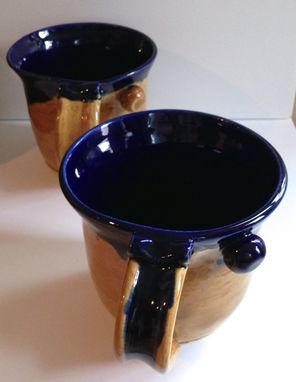 Custom Made Ceramic Mugs With Knob