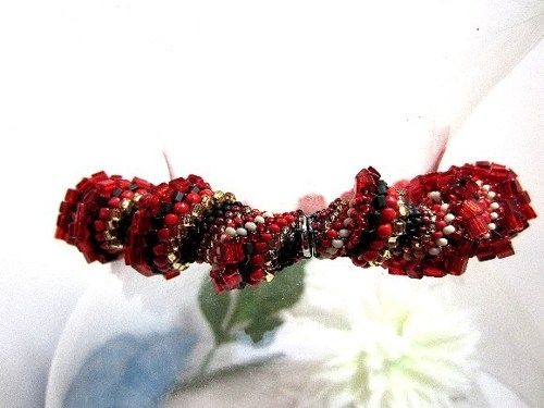 Custom Made Graduated Beadwoven Necklace Scarlet And Black Spiral
