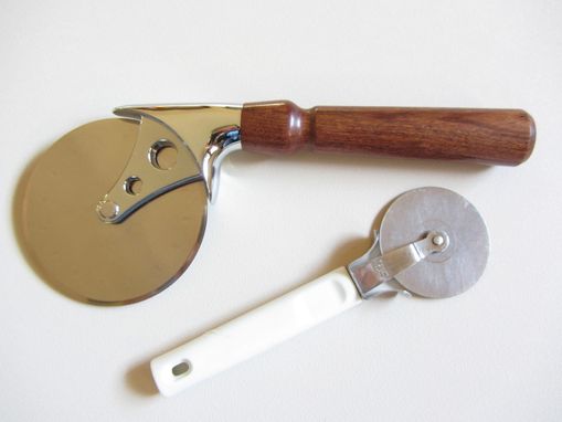 Custom Made Ultimate Pizza Cutter With Bolivian Rosewood Handle