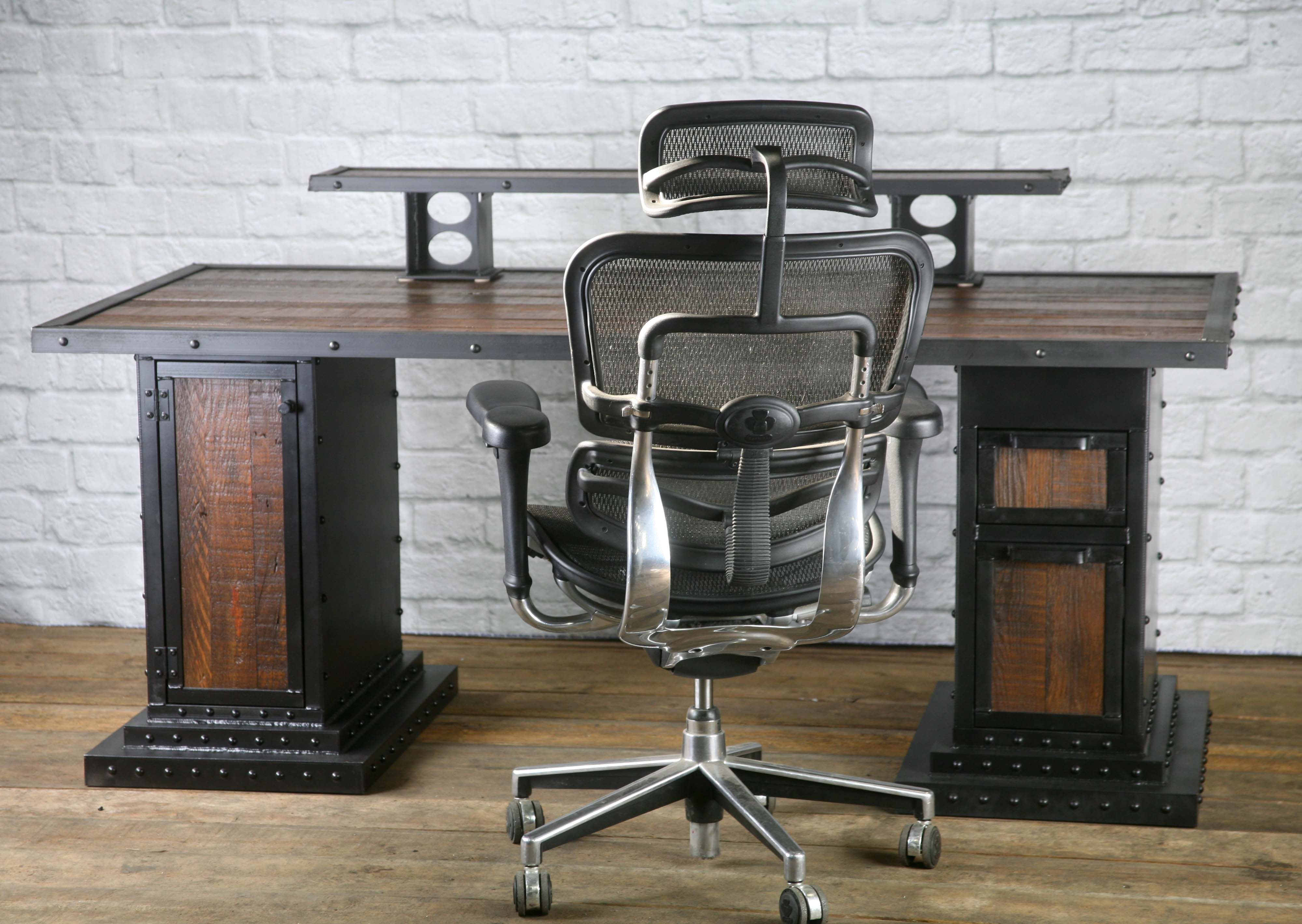 Industrial style Office Desks For A Contemporary Look