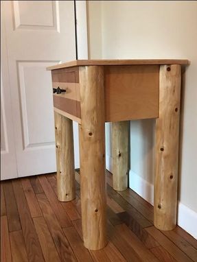 Custom Made Continuous Grain Drawerfront On This Nicely Sized Nightstand.