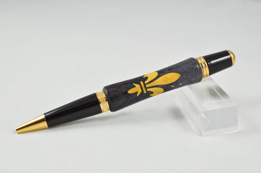 Custom Made Fleur De Lis Inlay Twist Pen