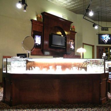 Custom Made Jewelry Store Wallunit And Display Cases