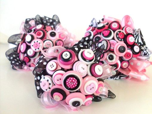 Custom Made Pink And Black Polka Dot Buttons Bouquet Package