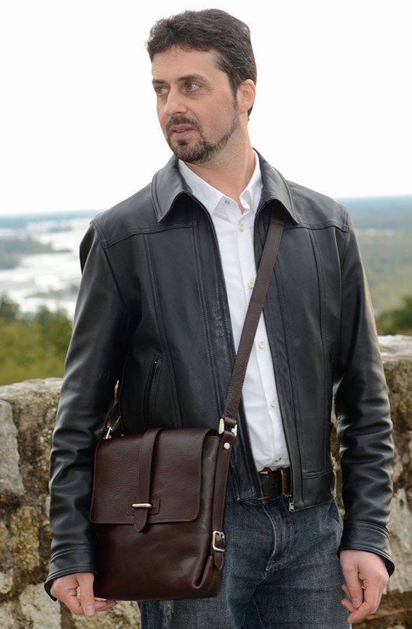 Hand Crafted Italian Leather Messenger Bag by MKN Italy, LLC