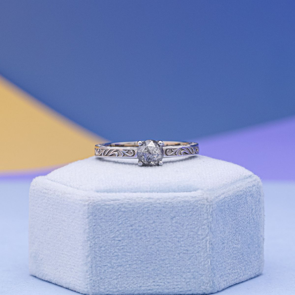 Styles of salt and pepper diamonds