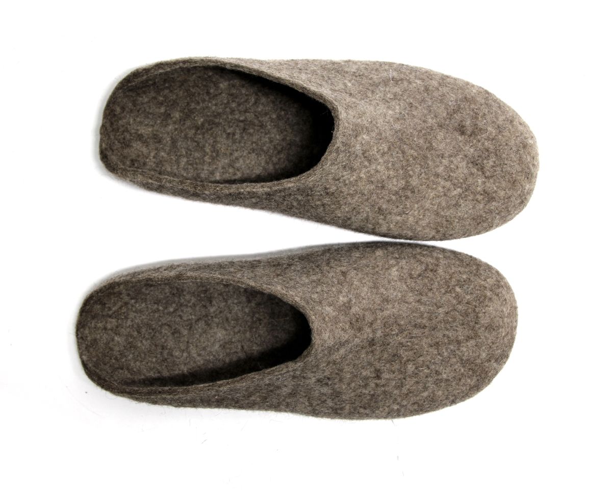 felt clogs men