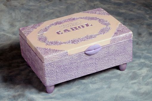 Custom Made Memories Box ,Jewelry Box ,Handmade,Handpainted ,Customed By Name And Occasion.