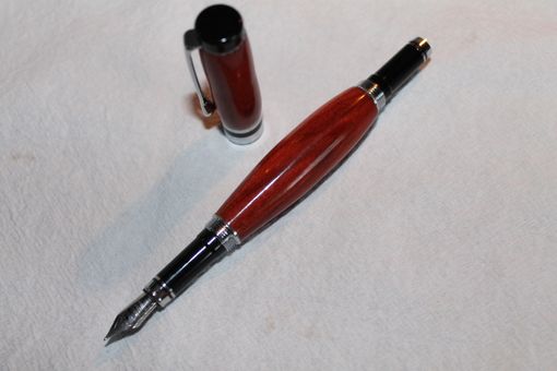 Custom Made Classic Fountain Pen - Red Heart