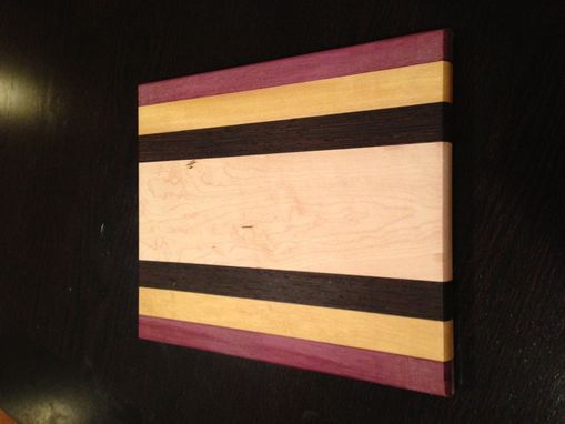 Custom Made Cutting Board Alpha