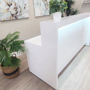 Reception Desks for Offices | Custom Reception Counters 