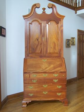 Custom Made 18th-Century Philadelphia, Pennsylvania Secretary Desk