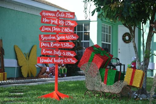 Custom Made Christmas Family Gift, Rustic Directional Sign, Mileage Destination Sign Post. Couples Gift.
