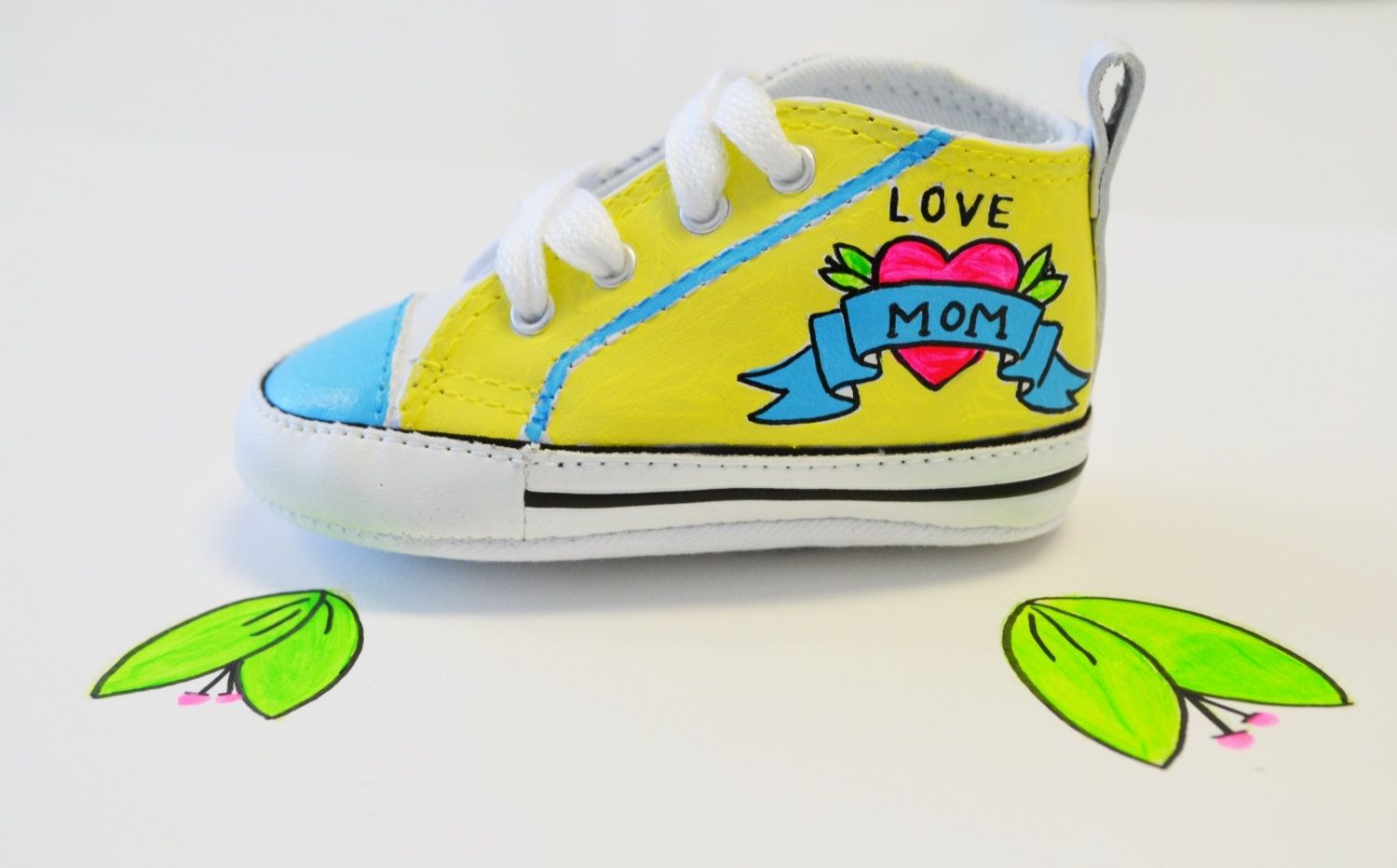 cute mom sneakers