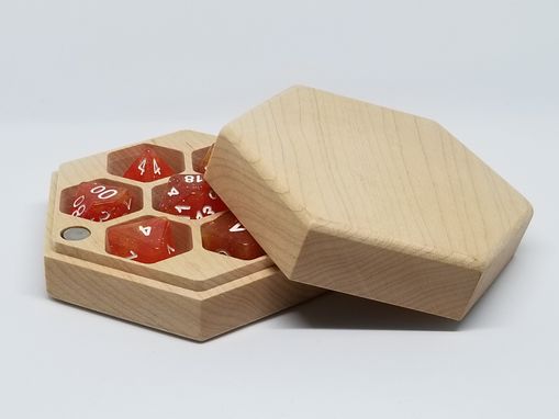 Custom Made Maple "Honeycomb" Hexagonal Hardwood Dice Box For Polyhedral Dice