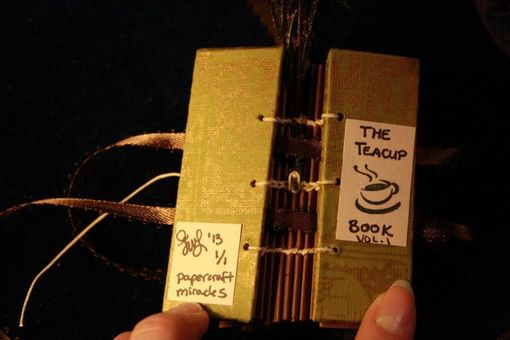 Custom Made The Teacup Book Volume 1 (Gift Book Set)