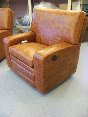 Custom Made Large And Regular Size Custom Recliners