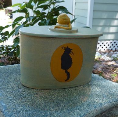 Custom Made Cat Cremation Urn With Cat Silhouette