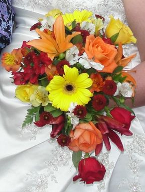 Custom Made Floral Preservation - Bridal Bouquet With Wedding ...