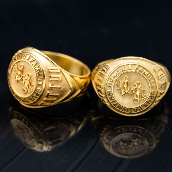 Class ring for hot sale masters degree