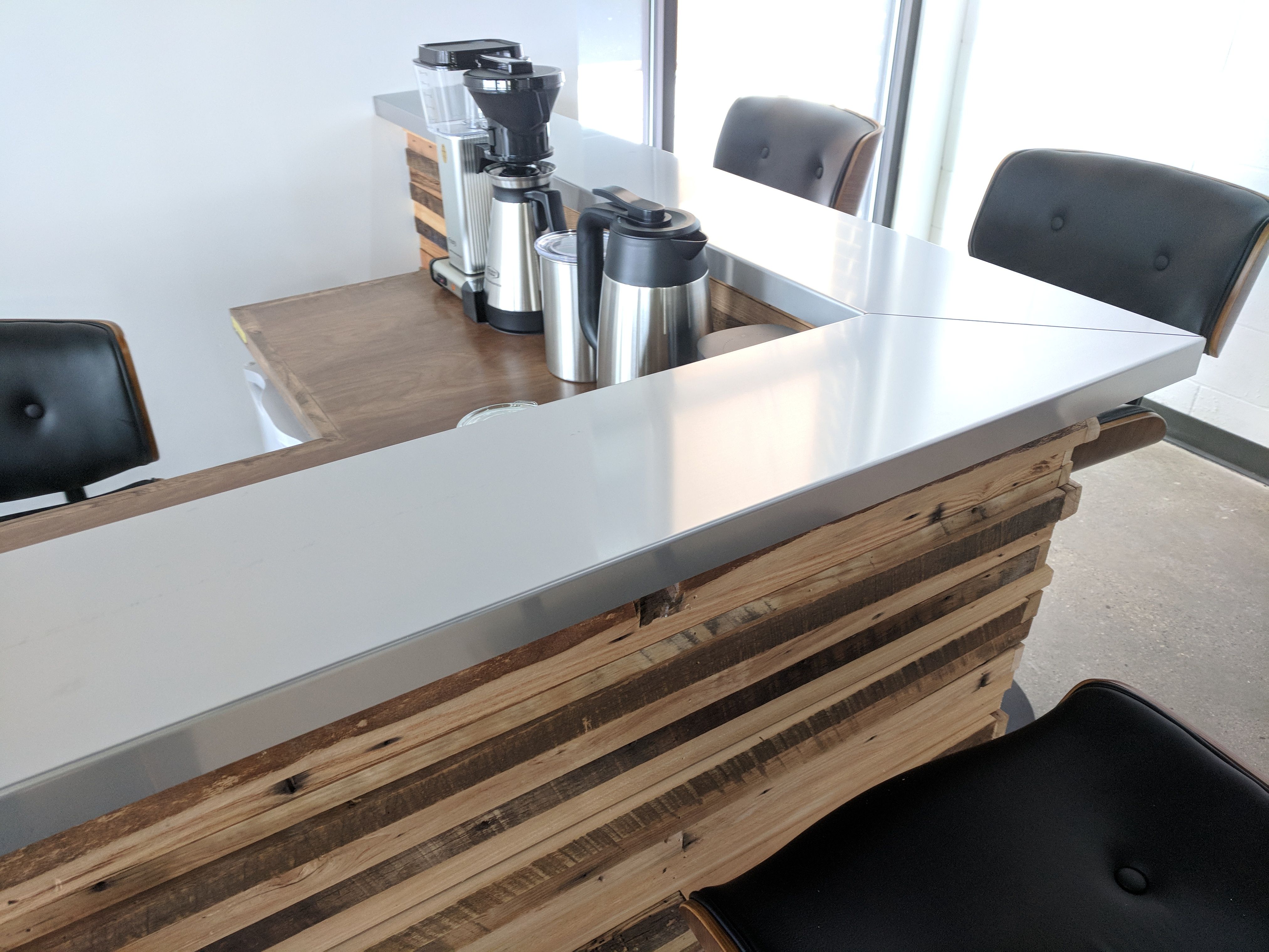 Hand Made Reclaimed Wood Slat Reception Desk By Redwell 1278